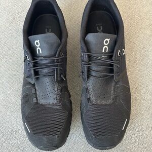 On Running Men's Black Athletic Shoes